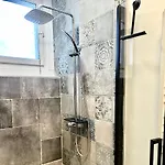 Les Balcons De * シャンベリ